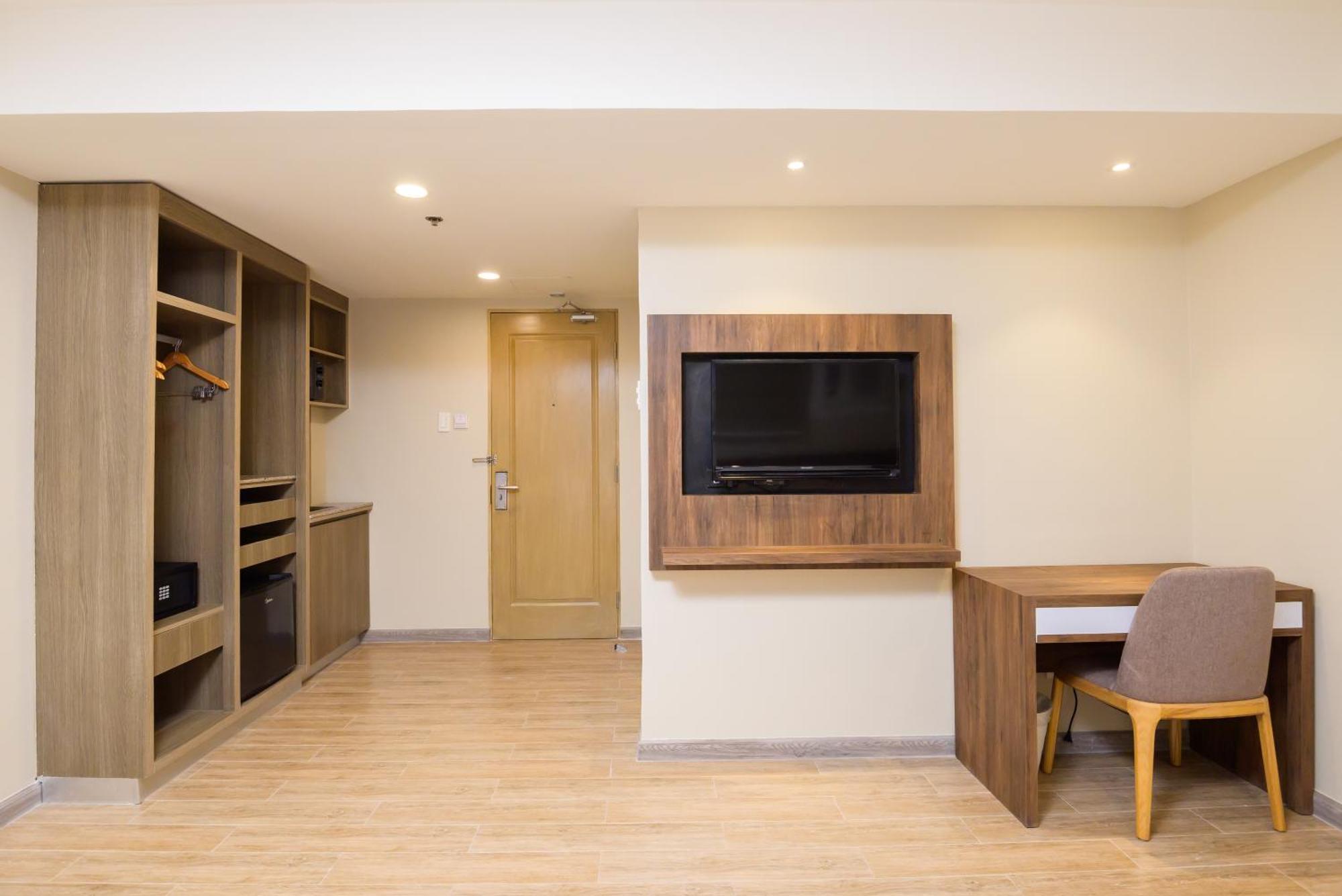 Surestay Plus By Best Western Cebu City Exterior photo