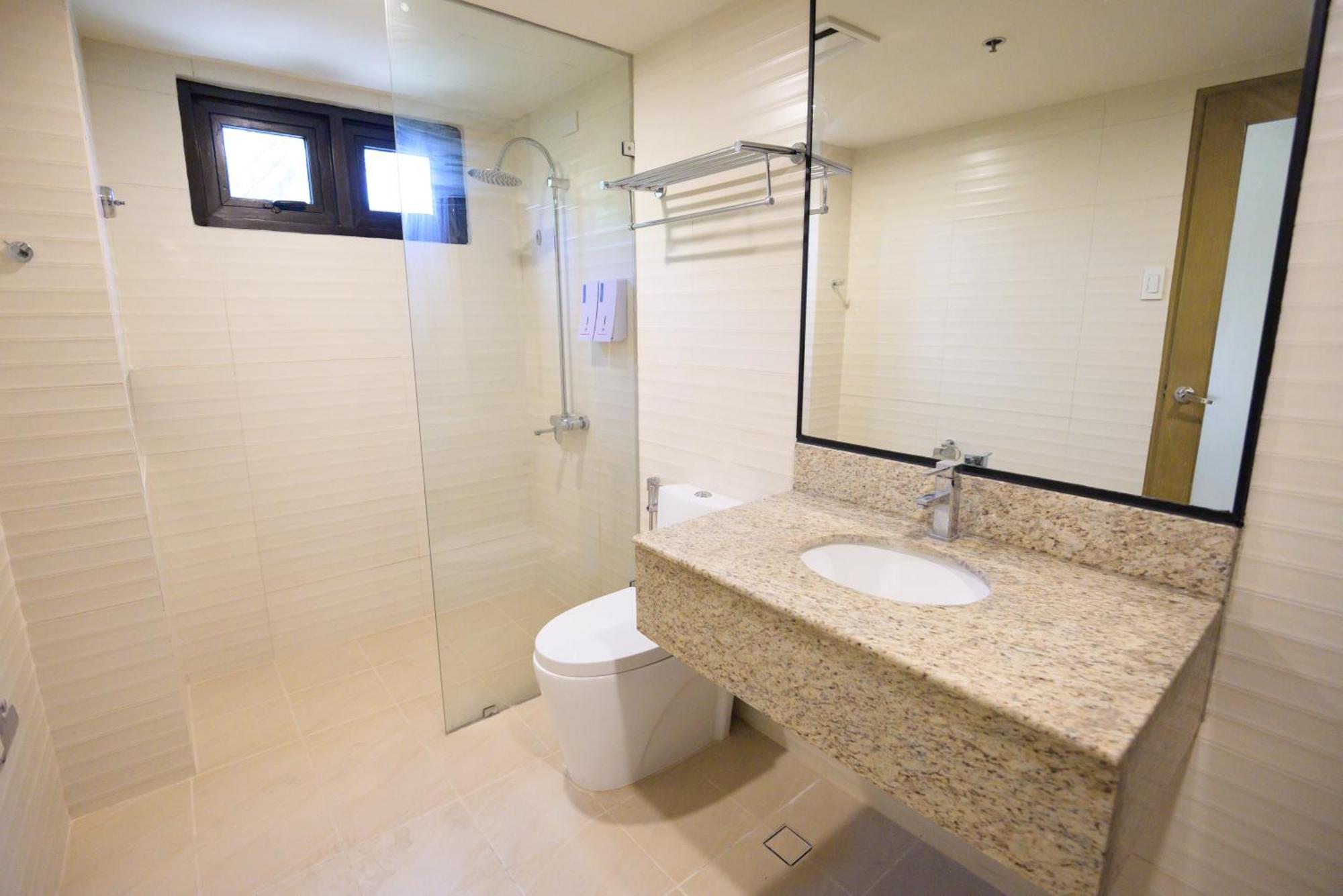 Surestay Plus By Best Western Cebu City Exterior photo