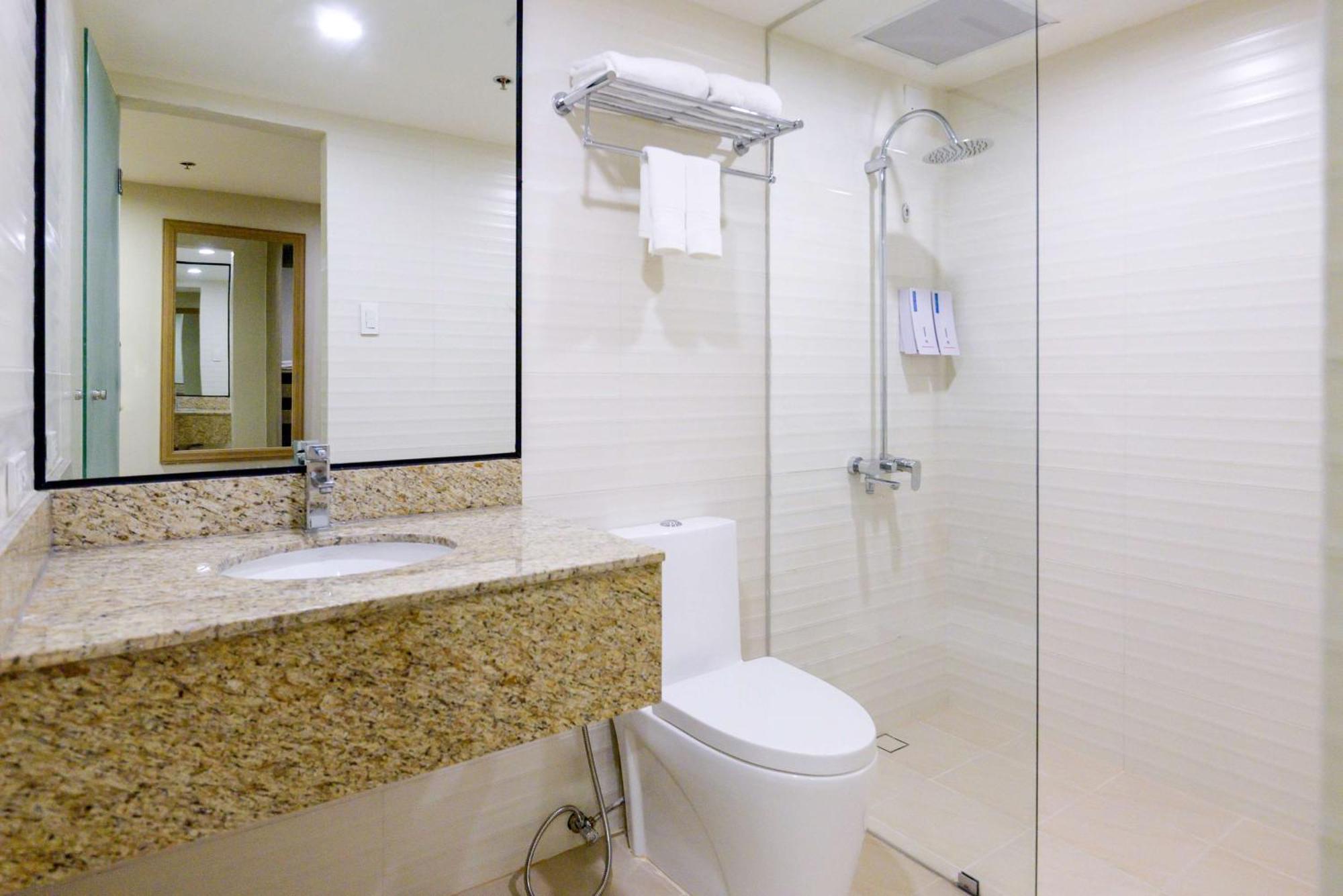Surestay Plus By Best Western Cebu City Exterior photo