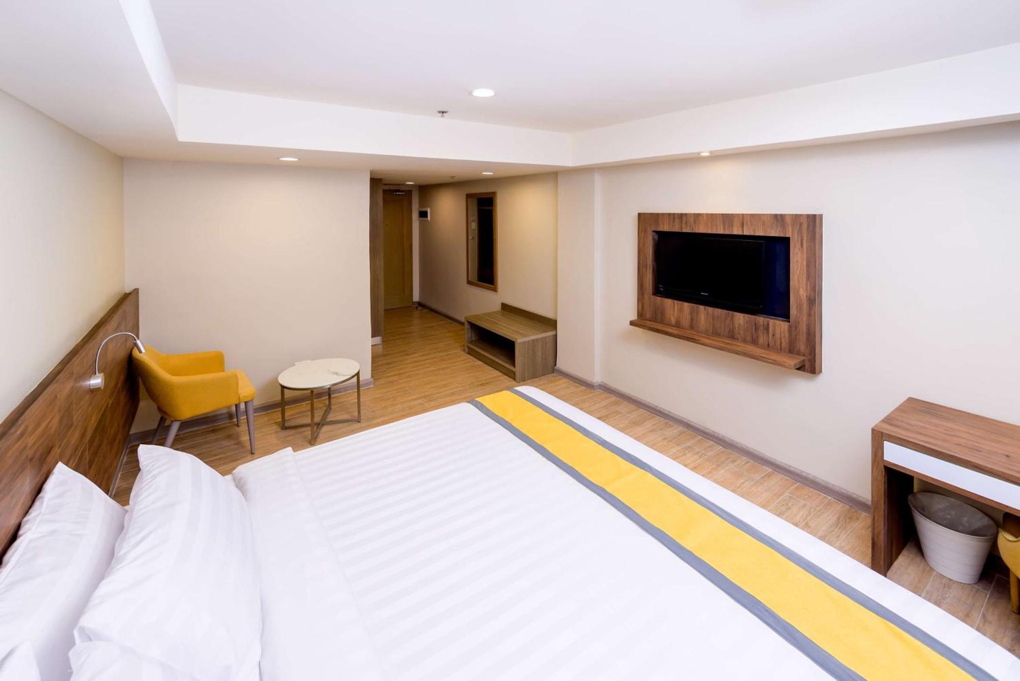 Surestay Plus By Best Western Cebu City Exterior photo