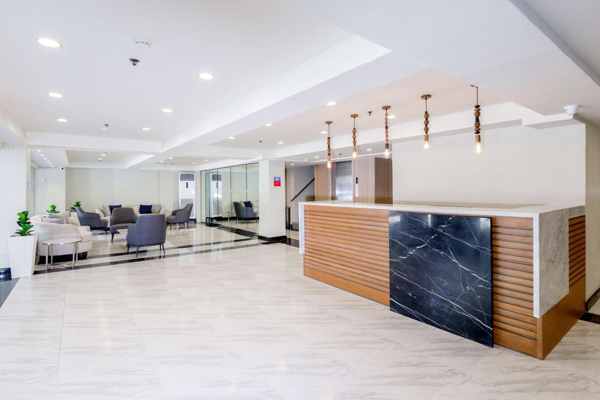 Surestay Plus By Best Western Cebu City Exterior photo